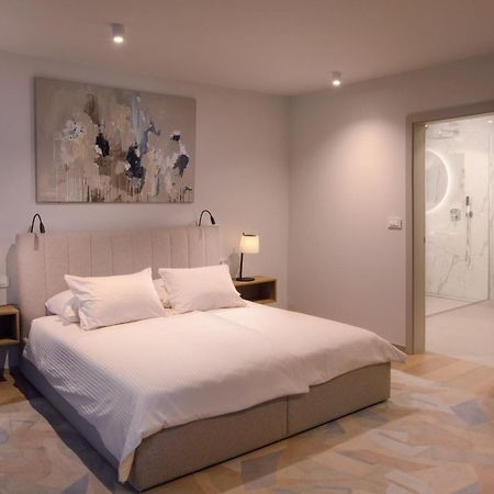 Bed and Breakfast Hisa Putr Trzin Екстер'єр фото