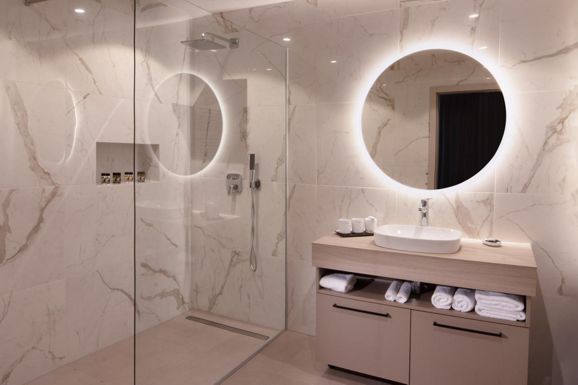 Bed and Breakfast Hisa Putr Trzin Екстер'єр фото