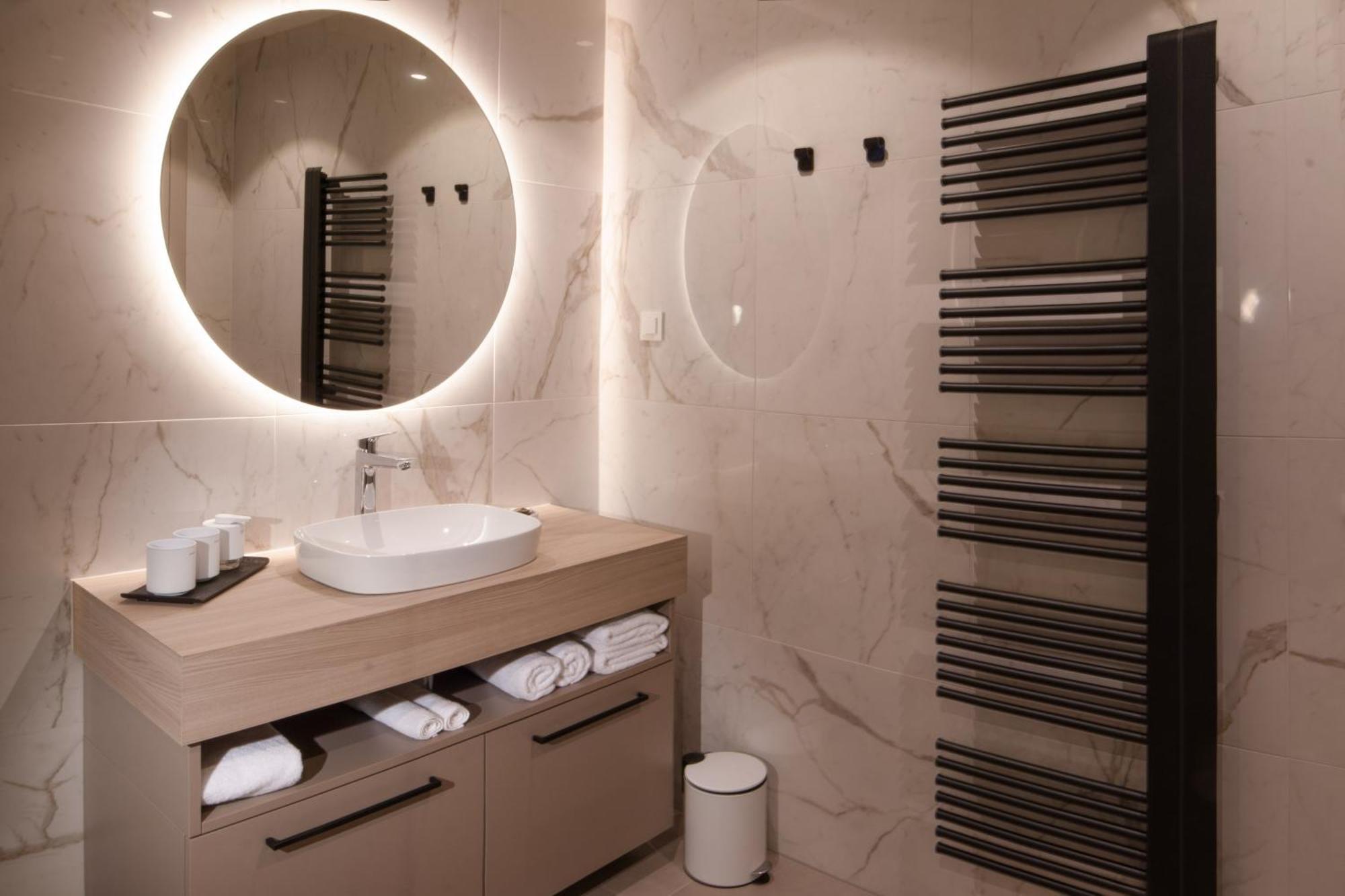 Bed and Breakfast Hisa Putr Trzin Екстер'єр фото